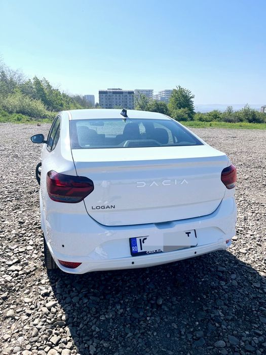 Vând Dacia Logan Journey 2025