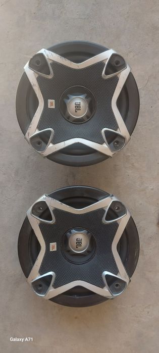 JBL аригинал холати яхши ишлайди