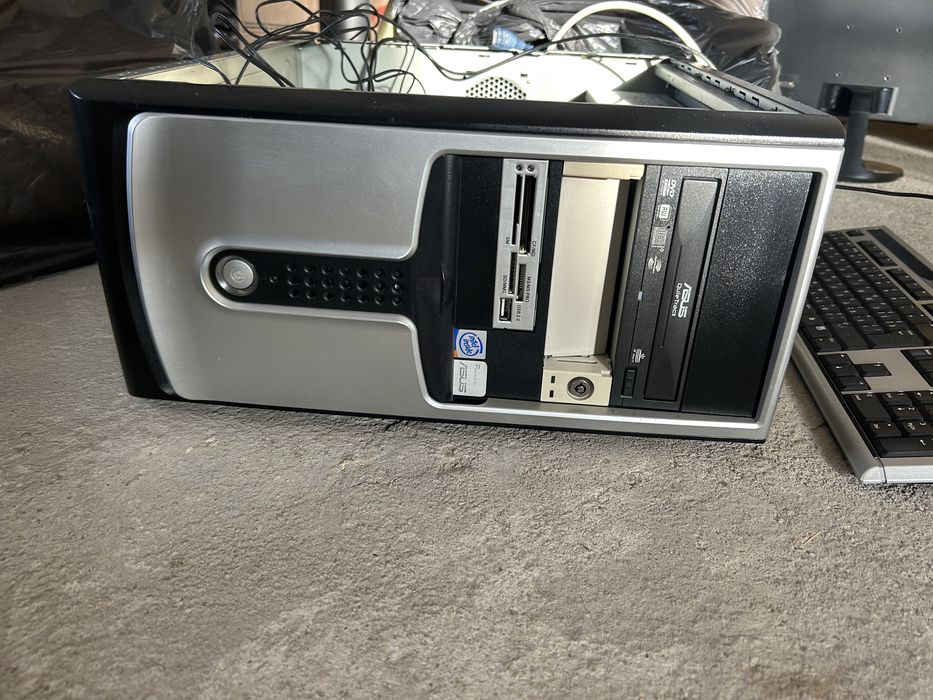 Продам компьютер рабочий