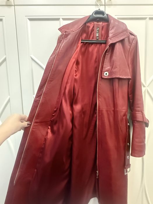 Кожаный плащ женский