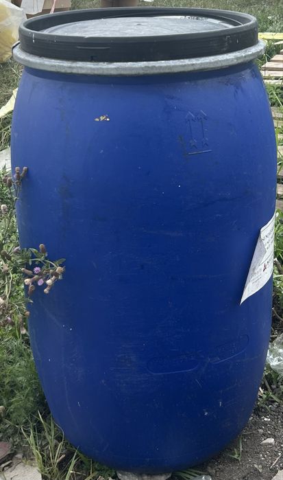 Продам пластиковые бочки