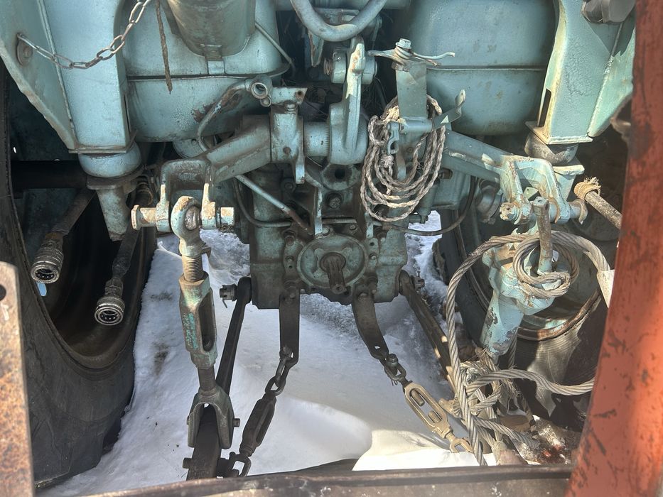 Трактор  мтз 80