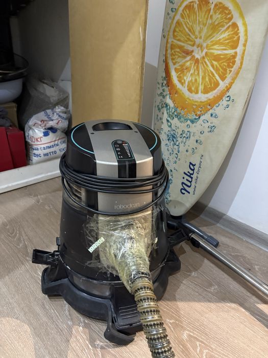 Пылесос aura roboclein срочно торг