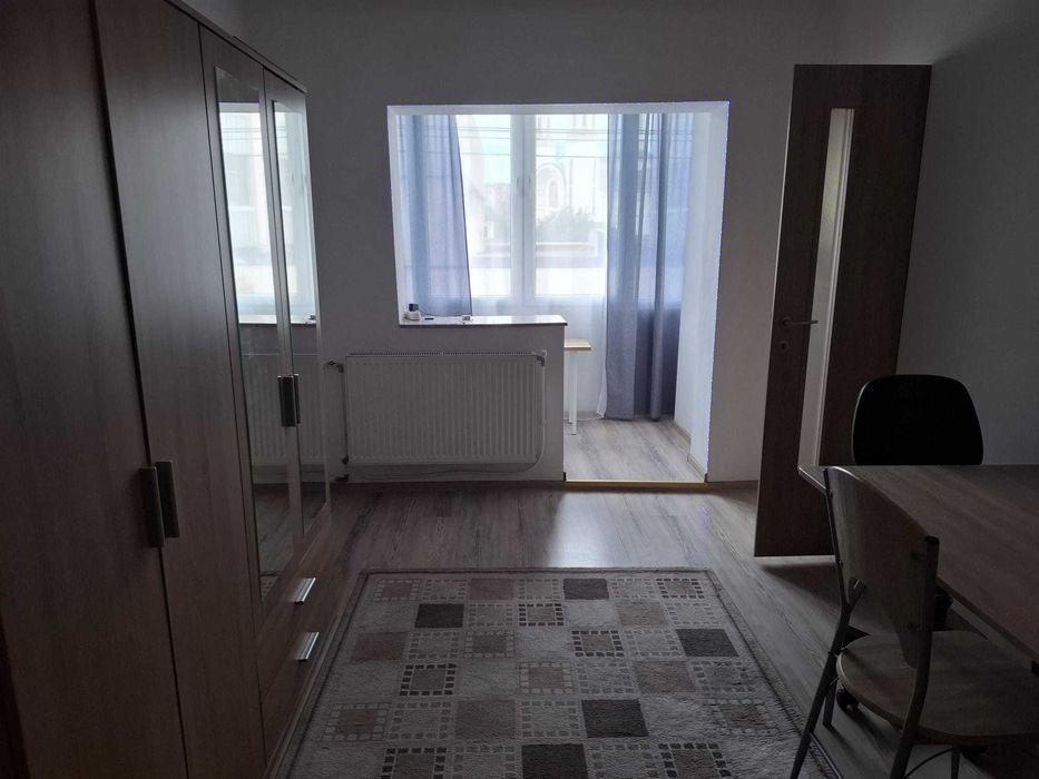 Garsonieră de închiriat