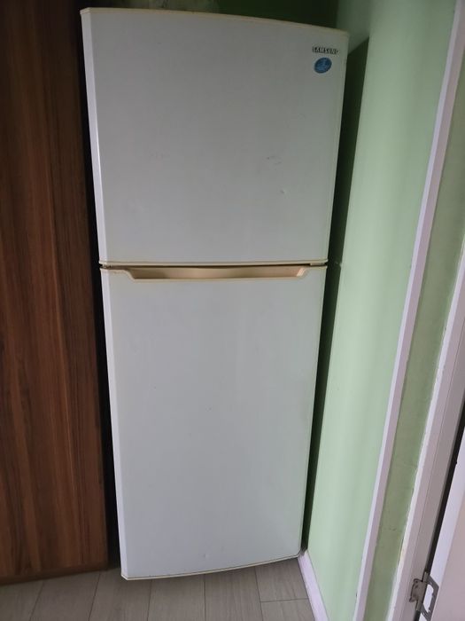 Холодильник samsung