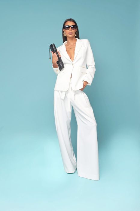 Бял панталон Junona