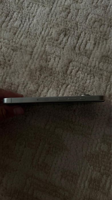 Продам apple iphone 16 pro 256g