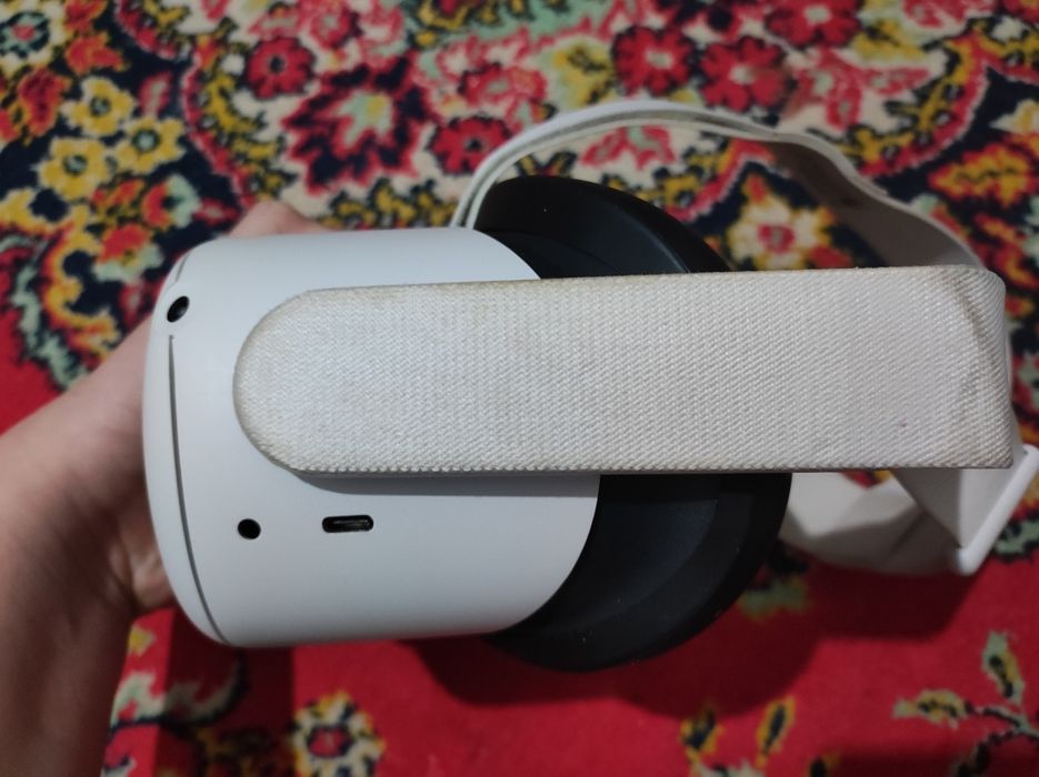 Продам meta quest 2