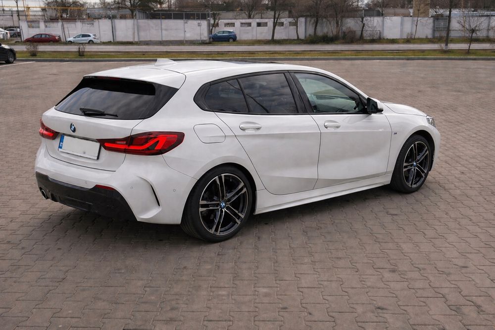 BMW 1 Series 2022
