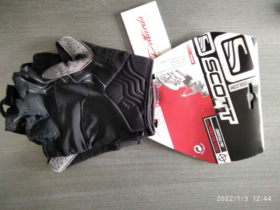 Продавам ръкавици за колоездене SCOTT  CONTESSA SF