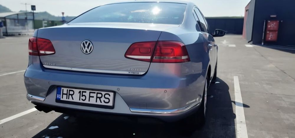 VOLKSWAGEN Passat 2012 — imagine 3