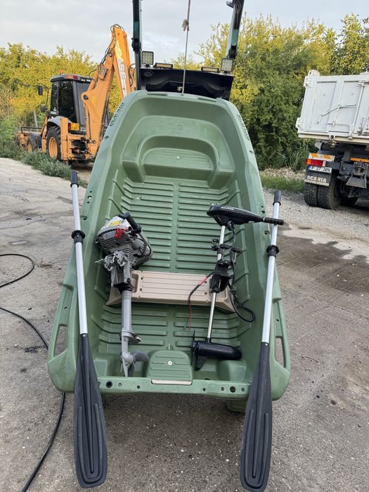 Barca bic 245  de vanzare