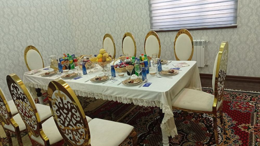 Прокат стул Арзон нархларда Стол Стул Чинни идиш прокат. Навес Аренда