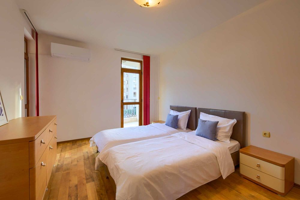 Продава се Тристаен апартамент в Несебър - 106 кв.м за 1123 €/кв.м - Снимка #11