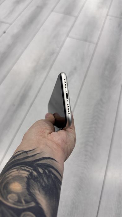 Iphone 11, в отличном состоянии
