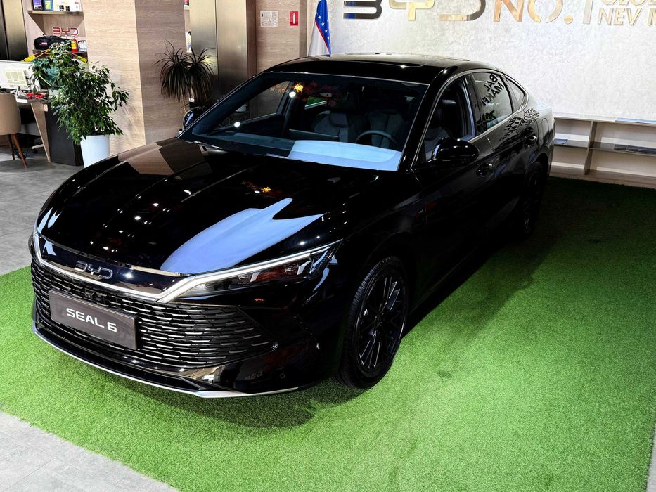 BYD Seal 6 DM-i 120 km Flagship