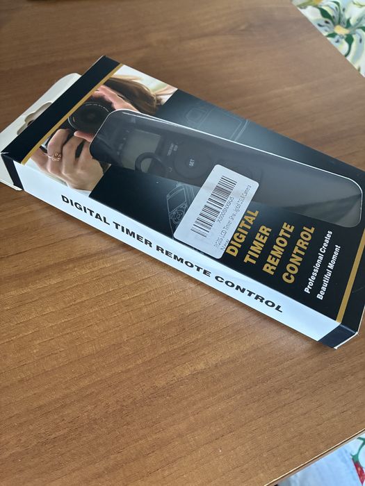 Vand telecomanda cu cablu pt aparate foto