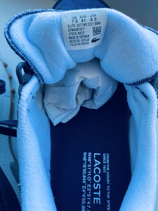 Кроссовки лакосте