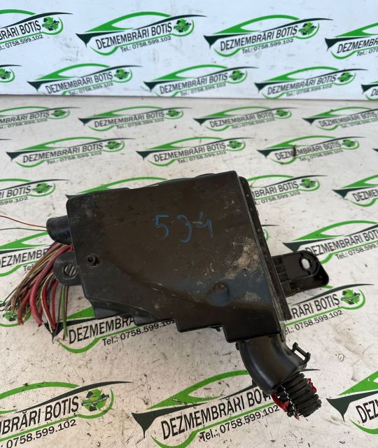 Panou sigurante si reele Dacia Logan prima generatie (facelift)