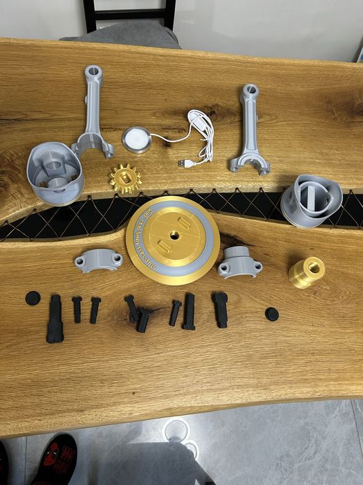 Lampa led piston-bieleta