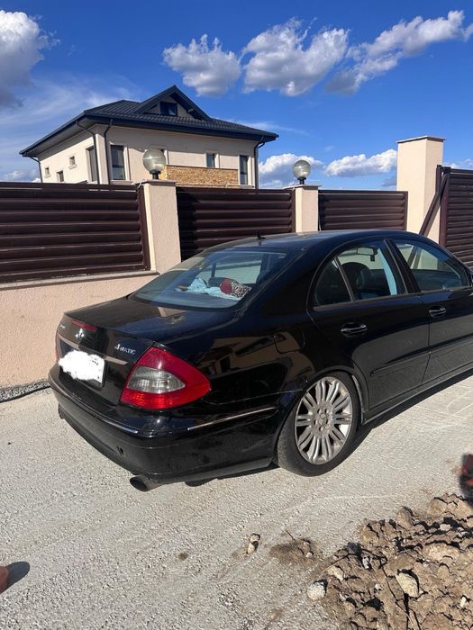 Mercedes E320 CDI 4MATIC W211 2007 (STRICT PENTRU PIESE)