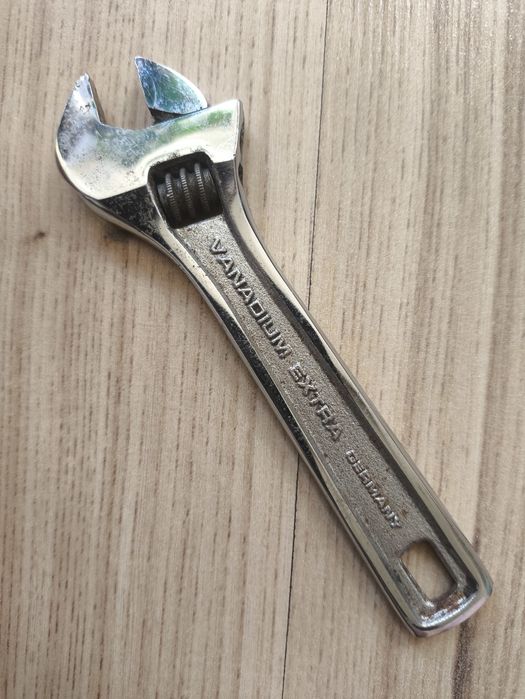 Раздвижени гаечени ключове