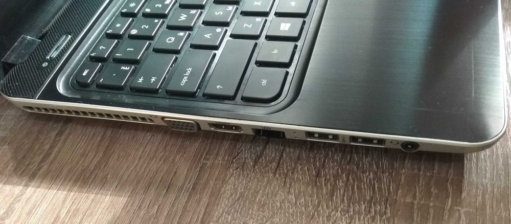 ноутбук HP +мышка + сумка