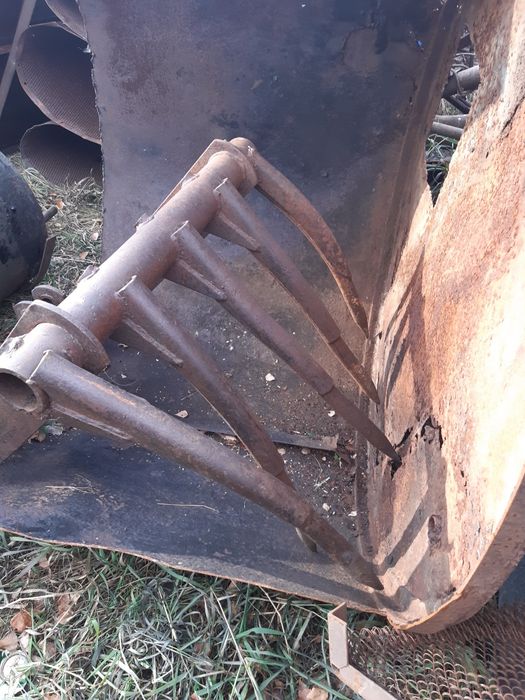 Продам вилы 100 тыс.