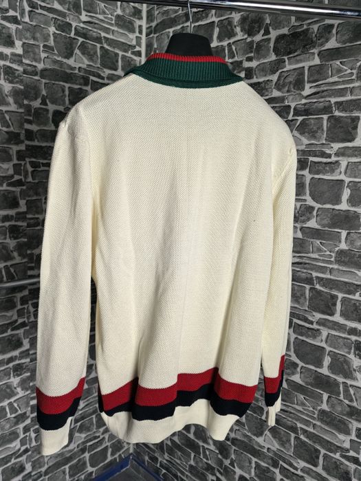 Мъжка блуза с яка