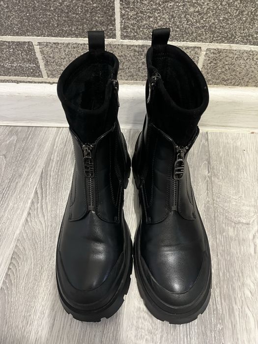 Продам ботинки осень/весна