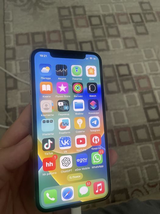 Продам Iphone X 64gb