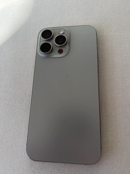 iPhone 15 pro max 256GB