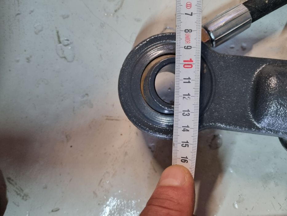 Cilindru hidraulic plug reversibil 680mm, fi26 la bolturi