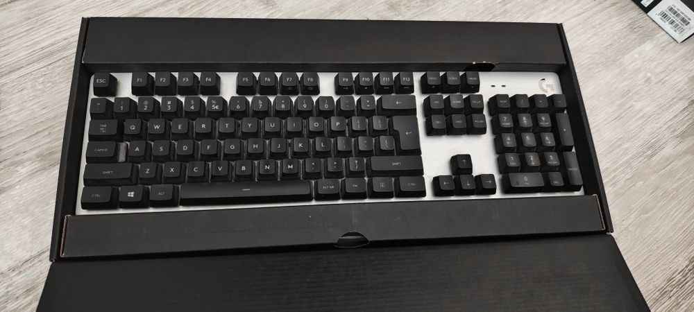 Клавиатура Logitech g413 Silver