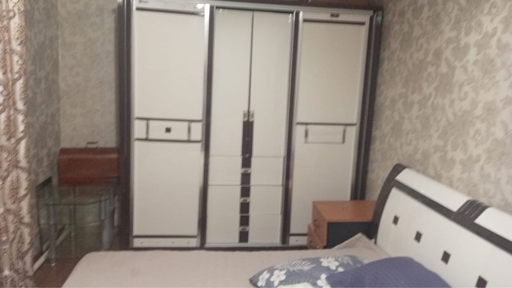 кровать, шкаф, тумбычка ,