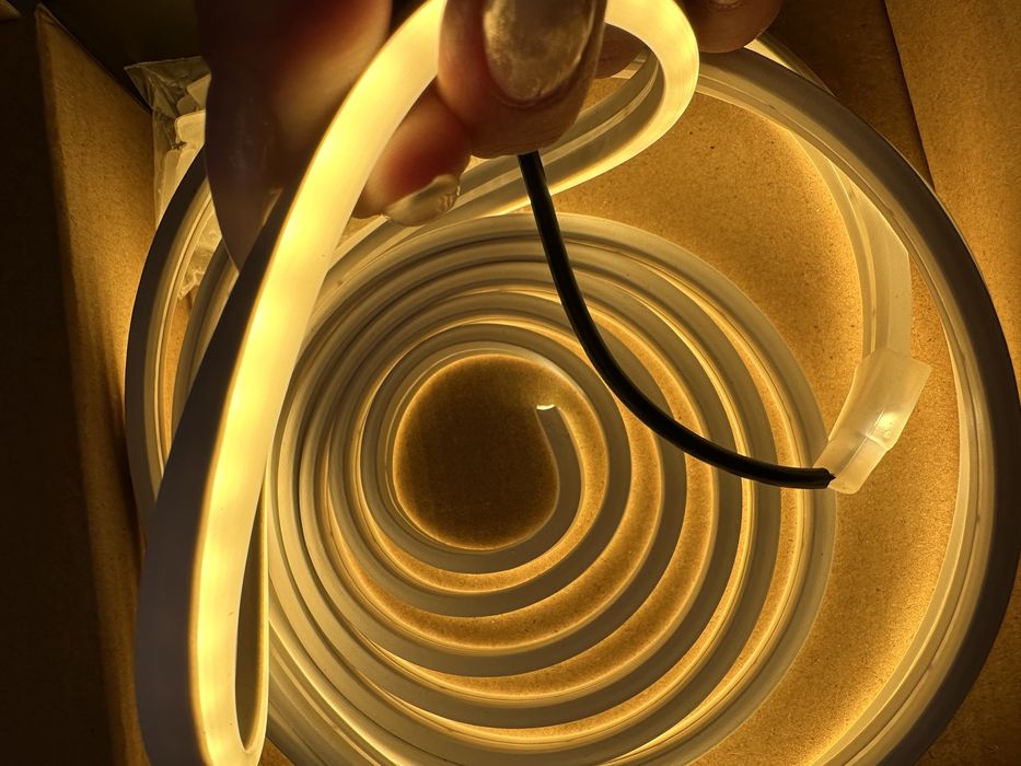 Лед лента, лед маркуч, коледни лампички