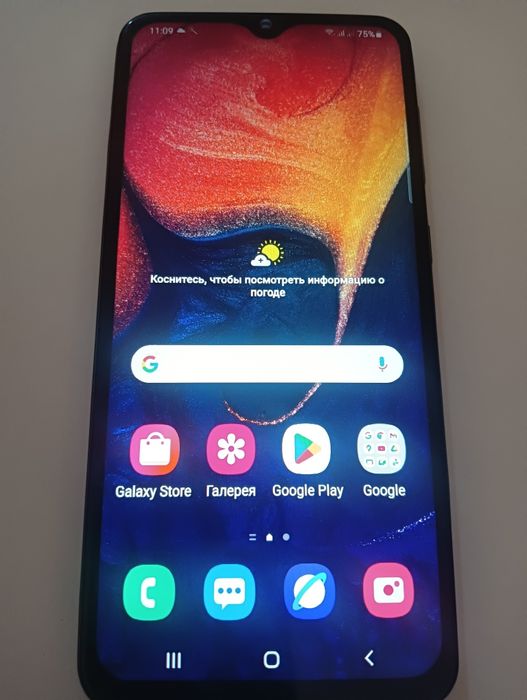 Продам Телефон  САМСУНГ А 50