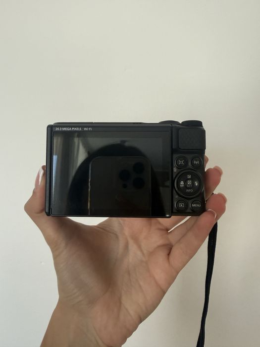 Фотоапарат Canon SX740 HS