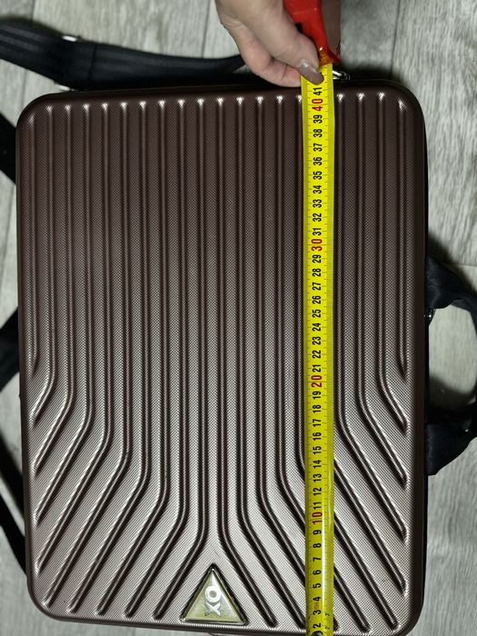 Кейс для ноутбука