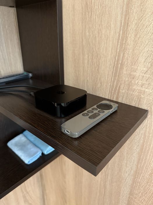 Продам ТВ- приставку Apple TV 4K 128+Ethernet
