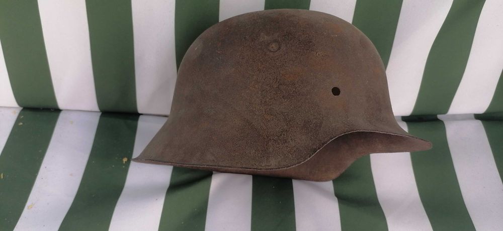 casca din  anii  1940  pret  350  lei