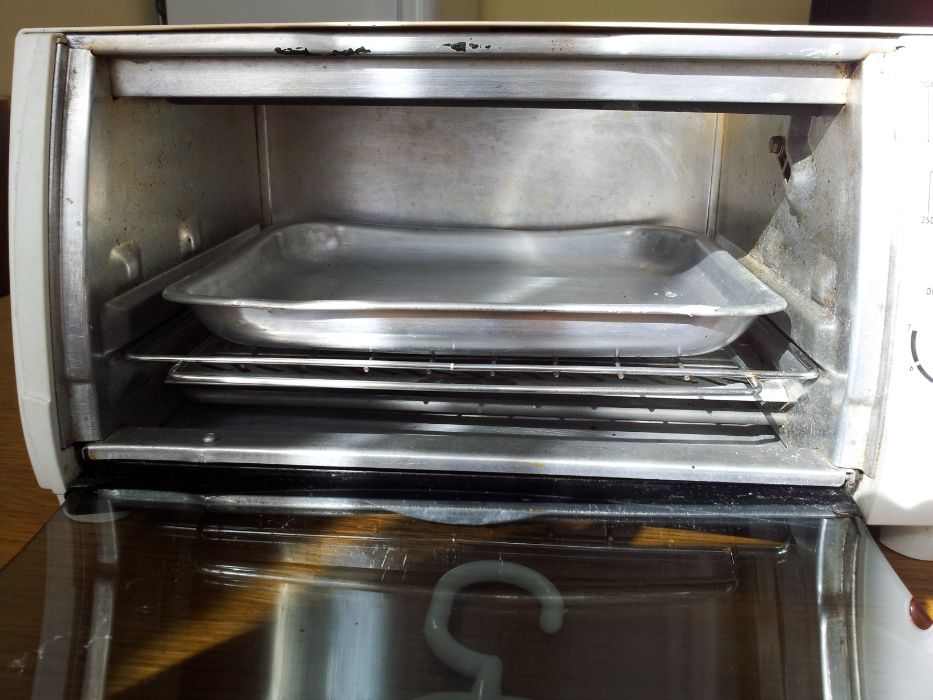 Cuptor prajitor incalzitor toaster mic - DeLonghi Alfredo 1380 W
