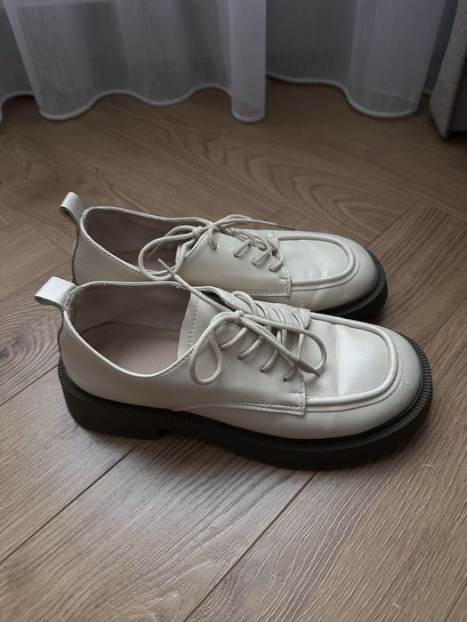 Продам женскую обувь 38р