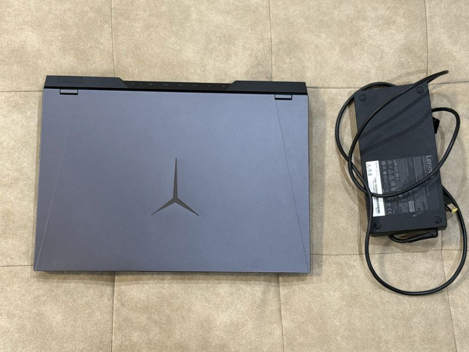 Lenovo Legion 5 Pro (i7/RTX 3070/16" QHD) - На части или цял.