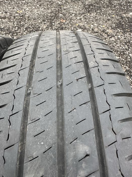 Anvelope vara 215/75/16c
