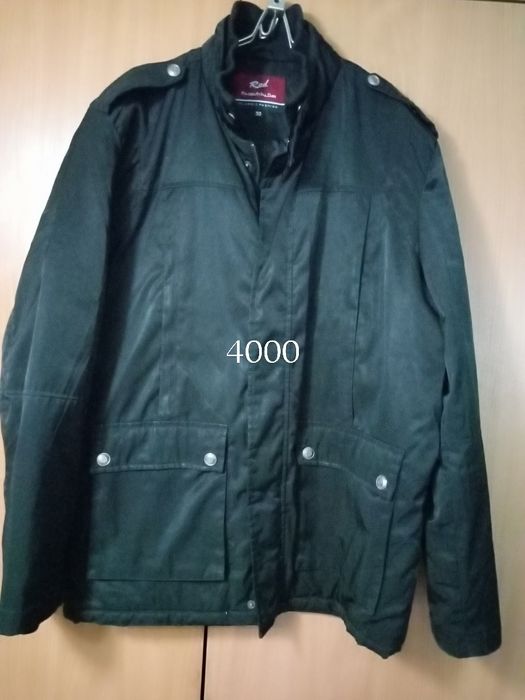 Продаю мужские куртки