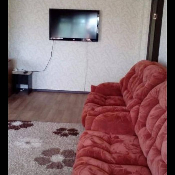 2х Бульвар Гагарина, Независимости