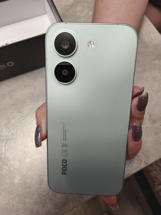 Новый смартфон Poco X8 Pro 12/512
