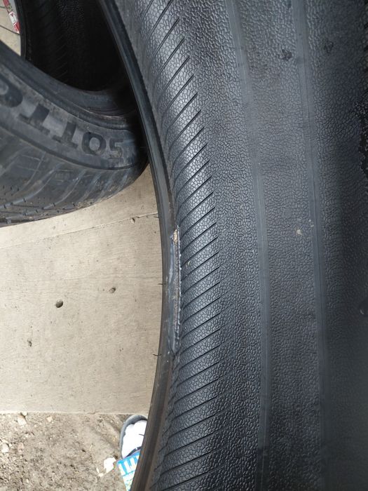 Vand 2 pirelli folosite 50 km