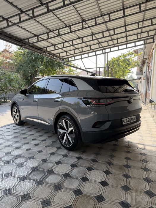 Проадется volkswagen ID4 cross pro